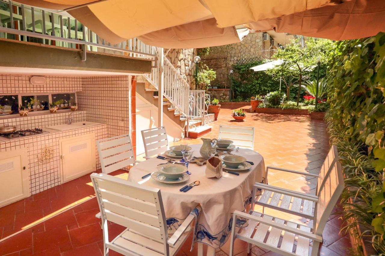 Ferienwohnung Garden House Giulia Sorrent Exterior foto