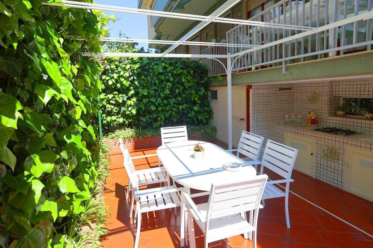 Ferienwohnung Garden House Giulia Sorrent Exterior foto